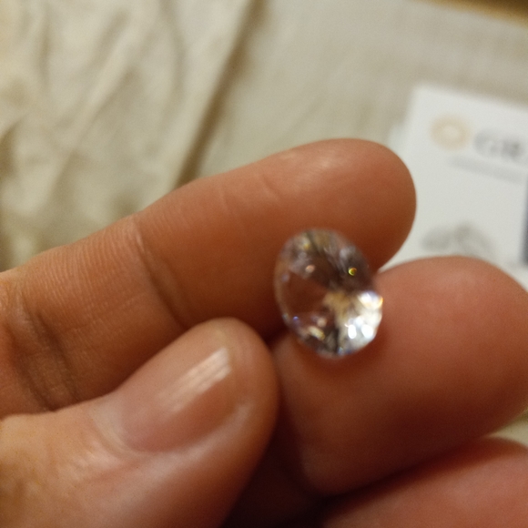 Simulated Diamond Moissanite D colorless 2ct 8mm loose๐๐๐๐๐๐๐ - Picture 3 of 4